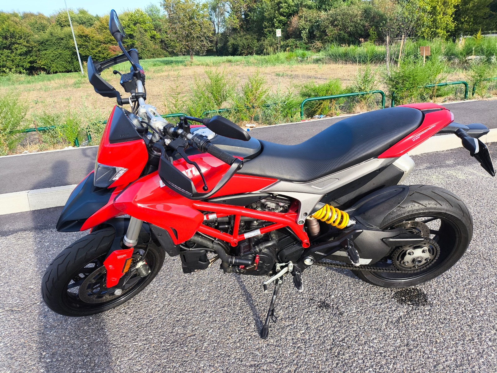 Ducati Hypermotard 939 foto 6