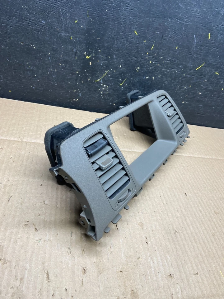 Nissan Murano 2009-2010 radio consola central bisel de visualización ventilación de aire OEM U6023 DG Foto 2 de 4