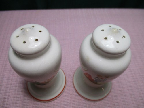 W. S. George Mexi Salt Pepper Red Trim Vintage - Picture 3 of 8