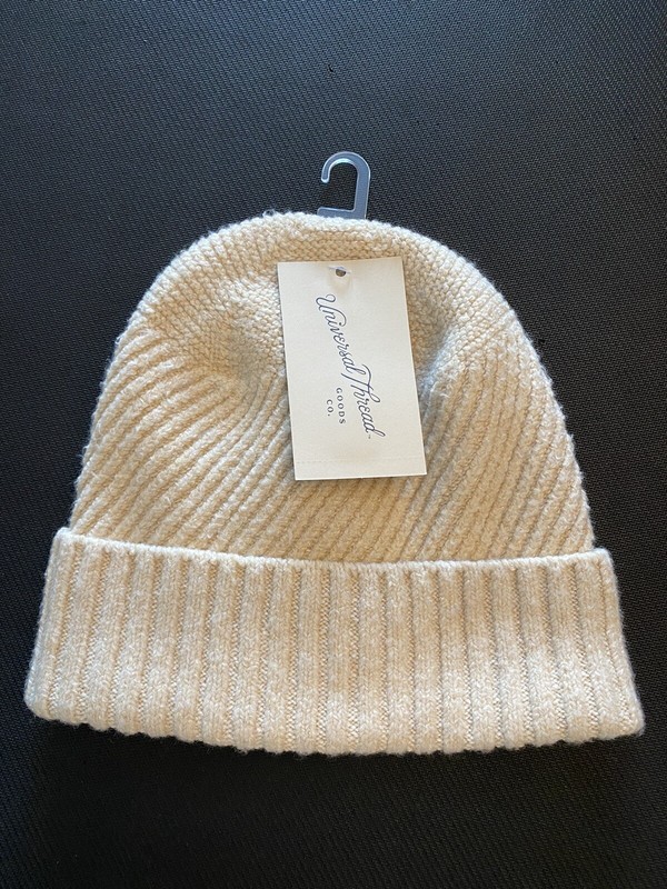 NEW NWT Universal Thread Winter Hat Cream