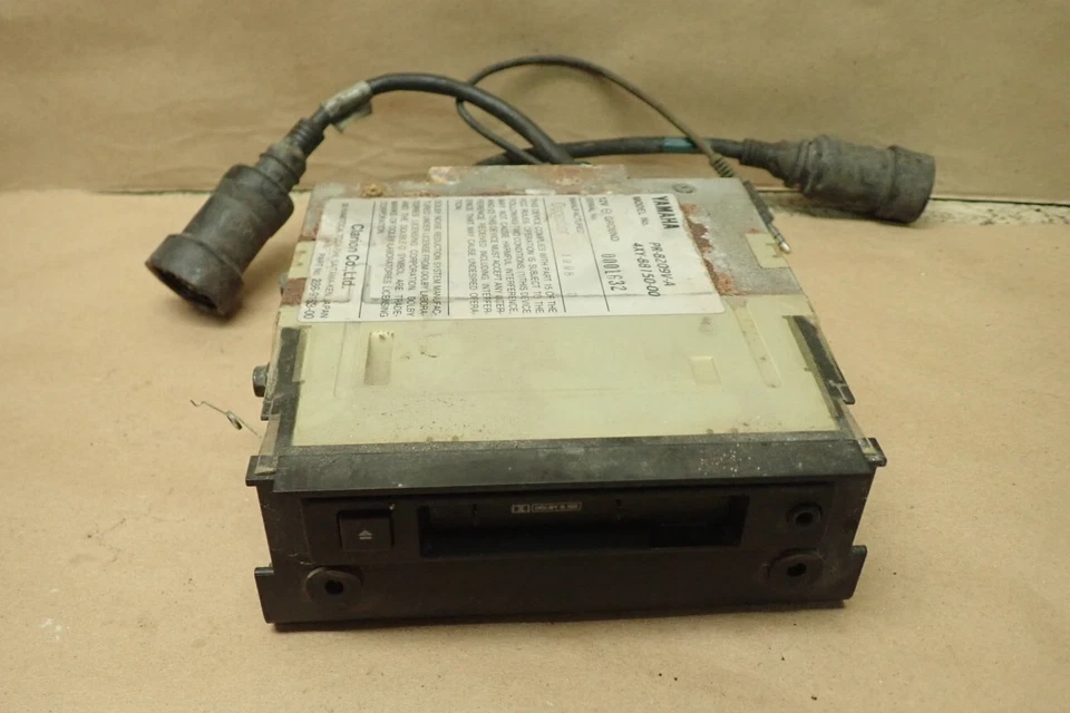 99 REPRODUCTOR DE CINTA DE AUDIO YAMAHA ROYAL STAR BOULEVARD XVZ1300AL P/N 286 9163-00 Foto 2 de 4