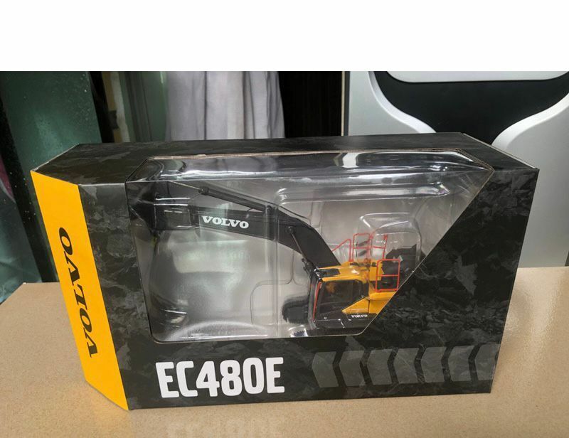 Volvo EC480E Crawler Excavator Diecast Model 1:50 Scale Volvo EC480E Crawler Excavator Diecast Model 1:50 Scale