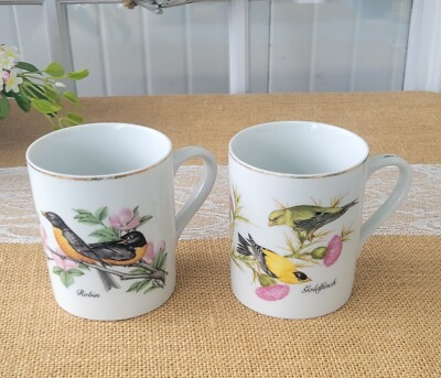 Robin Hot Chocolate Cup And Saucer Aynsley Hot Chocolate Reindeer