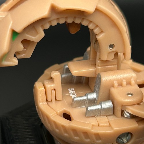 BAKUGAN Naga B2 560g Bronceado Subterra BATTLE BRAWLERS - Imagen 7 de 14