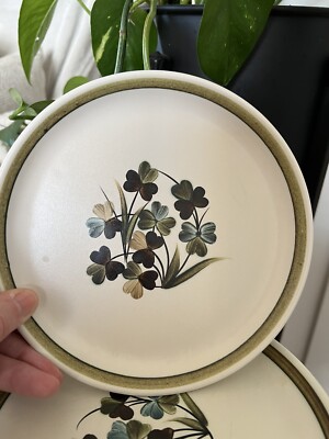 Vintage DENBY Kleeblatt Steinzeug Beilagenteller Blumen Salat klein Cottagecore sehr guter Zustand