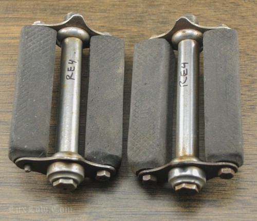 Vintage Raleigh 4" Block PEDALS 9/16" 3 Speed Tour Bike Prewar Cruiser Bicycle - Picture 3 of 10