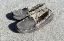 UGG Ansley Women's Moccasin Slipper, Size 7 - Light Gray
