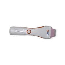 BD 5513E Surgical Clipper Contoured, Tapered Head without Blades and Charger