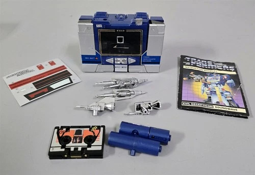 X-87 VINTAGE 1980'S HASBRO TRANSFORMERS G1 SOUNDWAVE ACTION FIGURE - COMPLETE