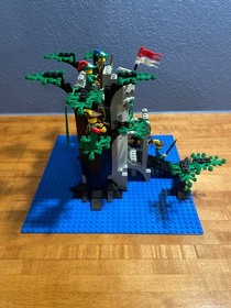 Lego - Castle - 6077 - Forestmen's River Fortress - 100% Complete - Instructions