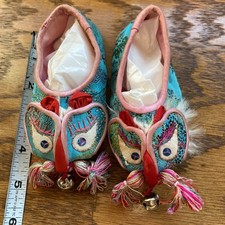 VTG Pair Girl Toddler Chinese Dragon Slippers Satin Bells  Tassels 4 1/2  