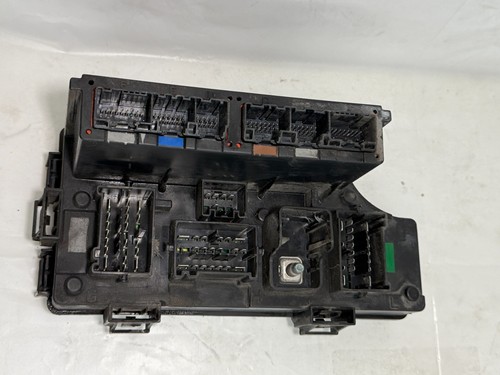 Dodge Caliber Compass Patriot 08 - 09 TIPM Integrated Module Fuse Box 68028007AB - Picture 6 of 6