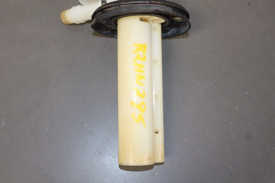 Válvula de cierre antivuelco de combustible Honda S2000 2002 Foto 3 de 4