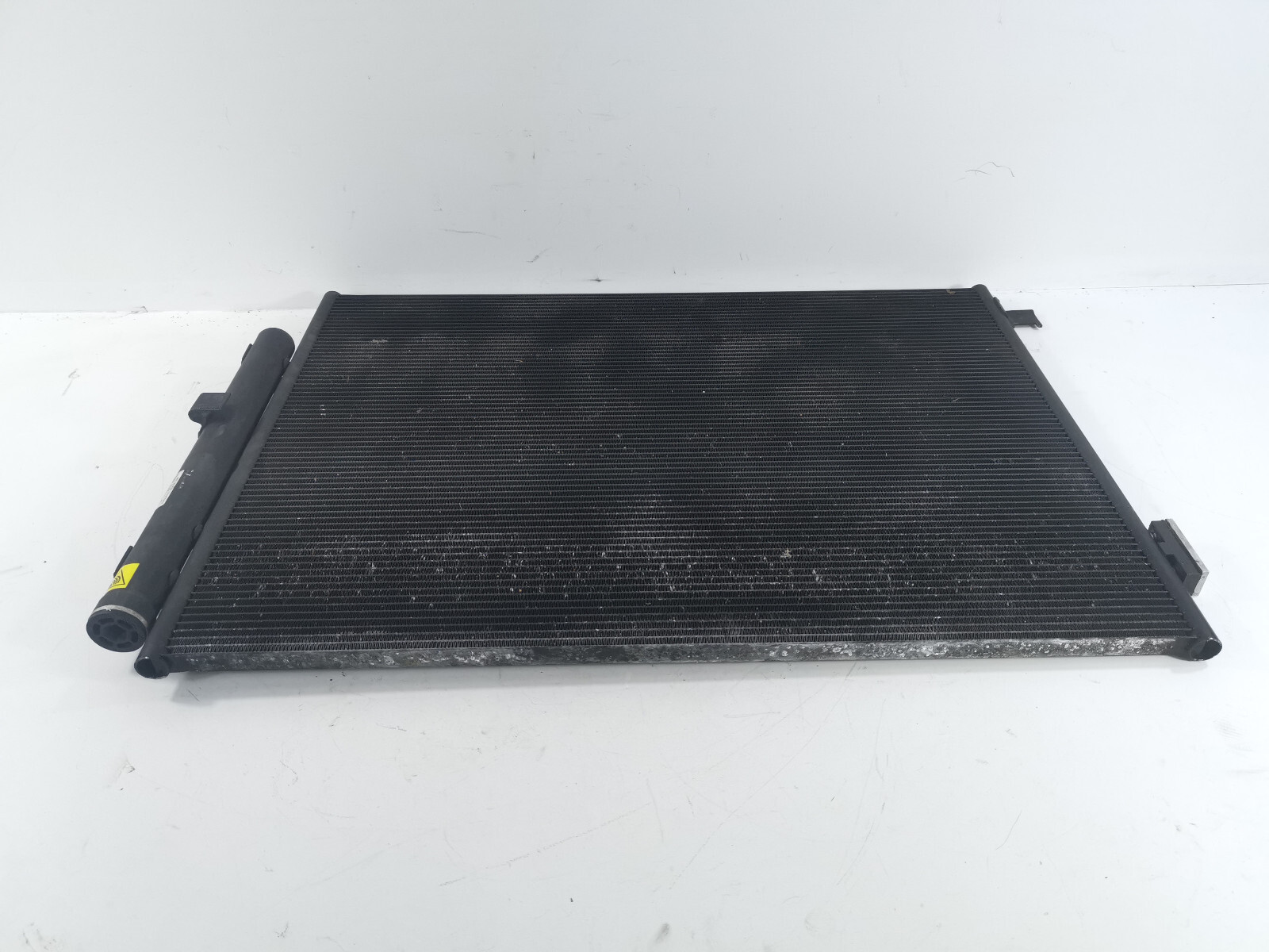2014 - 2017 Maserati Ghibli S Q4 3.0L Front Engine AC A/C Condenser Radiator OEM