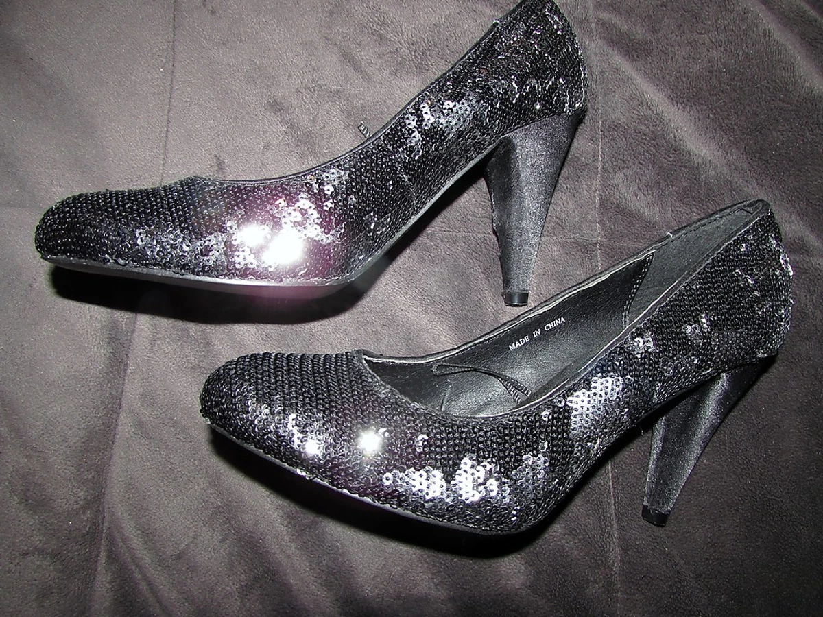 Silver shop sequin heels