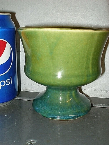 RARE ANTIQUE BRUSH McCOY USA ART POTTERY PLANTER VASE #832 - GREEN FADE TO BLUE