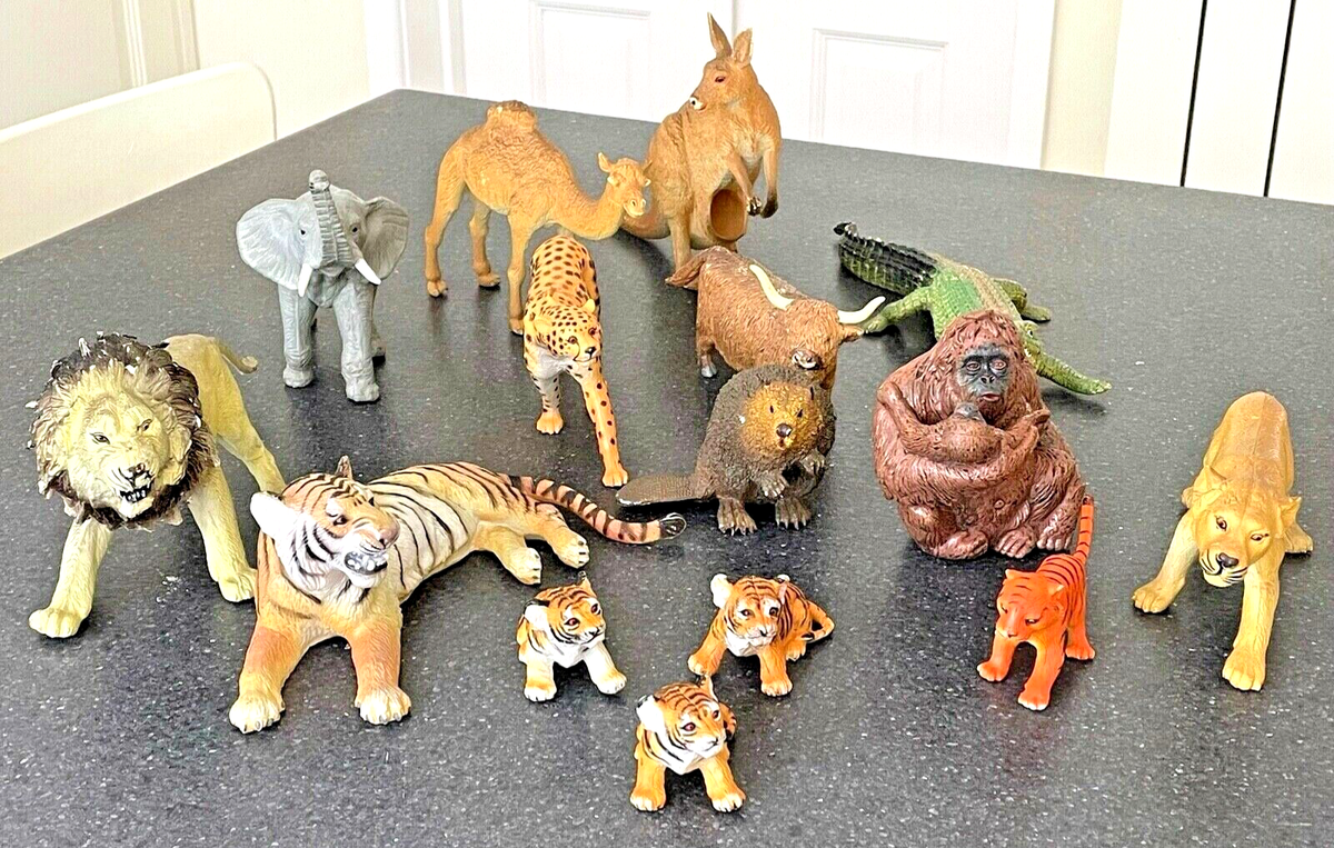 Fifteen ELC Early Learning Centre AAA Assorted Animal Toys Bundle - Main Image