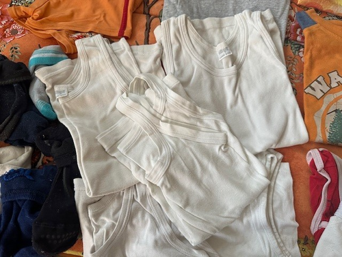 Junge Kleiderpaket 140 viel ital. Ware 36 Teile - Bild 6 von 20
