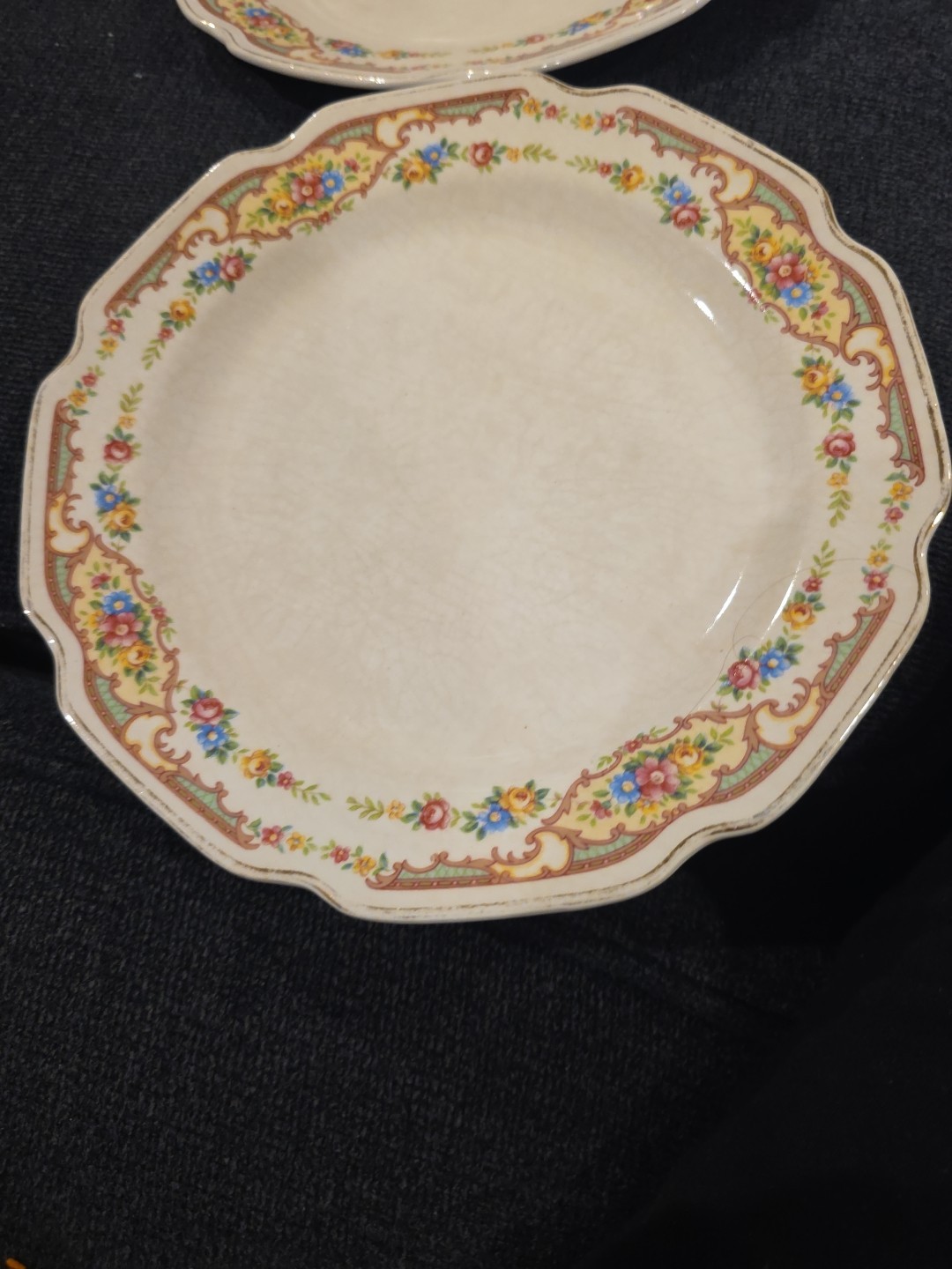 Vintage Mount Clemons Floral Design Dinner Plate Serving Platter 9” Set Of 2