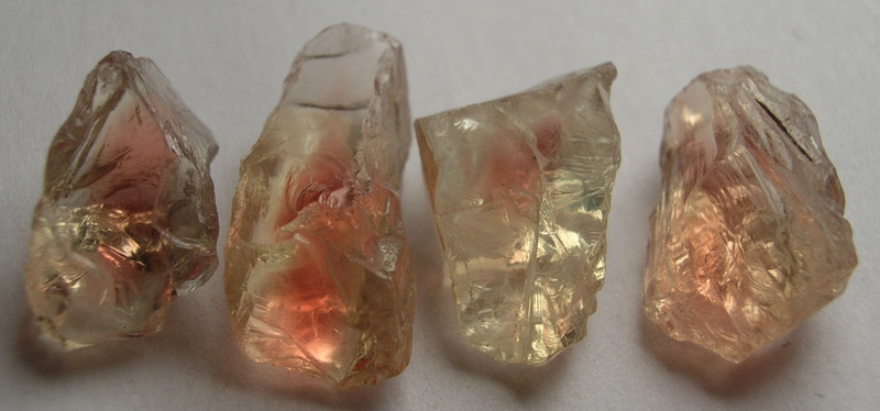 SUNSTONE, LIGHT RED WITH A SLIGHT COPPER SHILLER, FOR FACETING, OREGON, U.S.A.