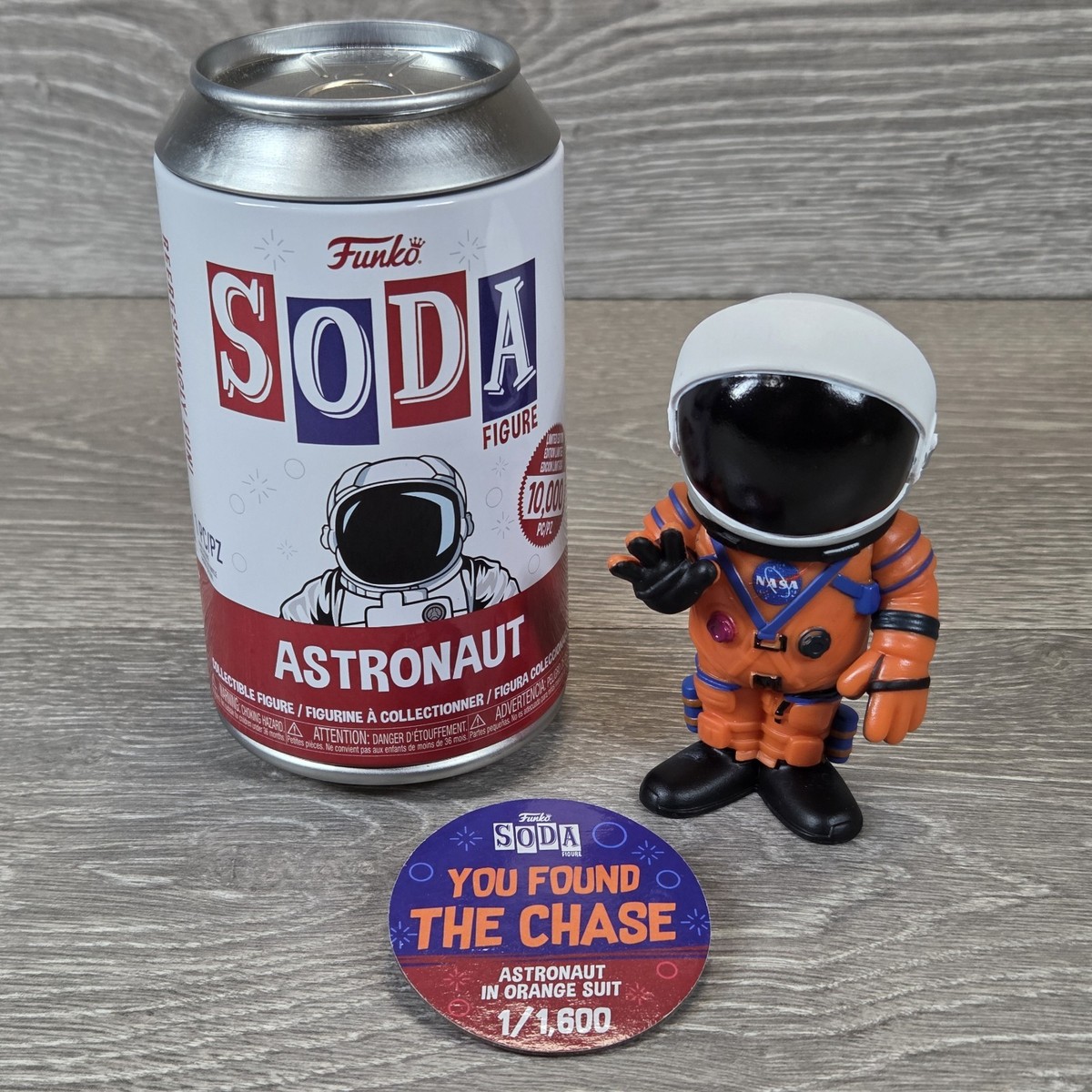 Funko Soda NASA Astronaut in Orange Suit CHASE 1/1600 | eBay Funko Soda NASA Astronaut in Orange Suit CHASE 1/1600 | eBay