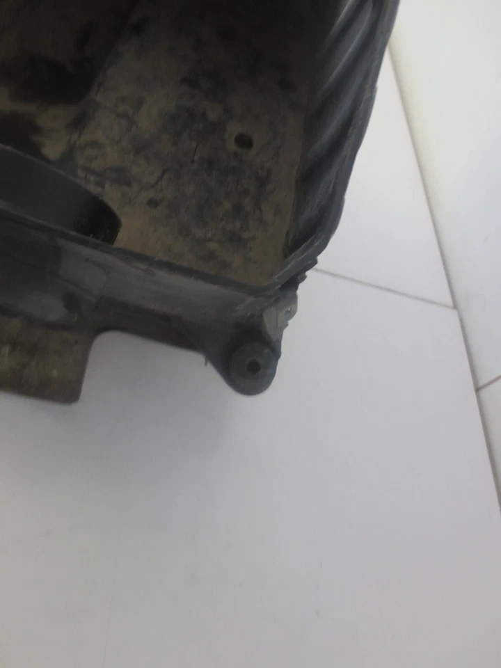 Honda Fourtrax Foreman 350 D 1989 vehículo todo terreno usado OEM caja de respiración de aire Foto 3 de 4