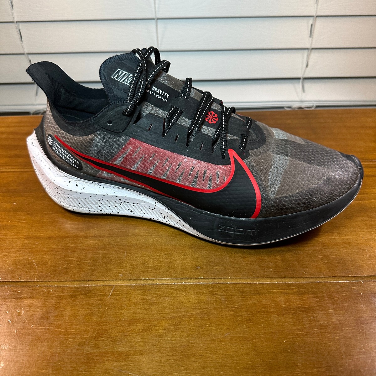 nike zoom gravity sale