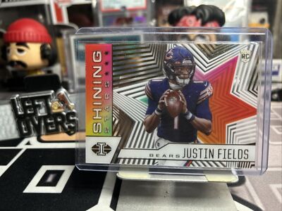 2021 Panini Illusions Justin Fields Shining Stars Rookie Insert Clear #SS-14