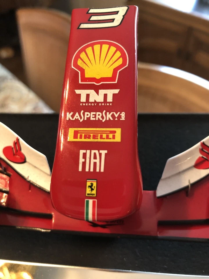 Mint Amalgam Ferrari  F138  1/12 Nosecone Fernando Alonso 2013 Rare F1 Display  - Image 4 of 4
