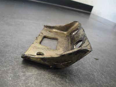 '96 1996 YAMAHA V-MAX V MAX 600 SNOWMOBILE BODY MOTOR ENGINE MOUNT BRACKET