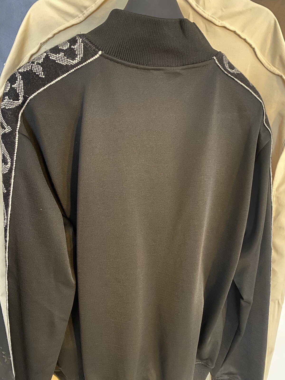 Sold out  Louis Vuitton Black Flower Monogram Track Jacket X Large image 6