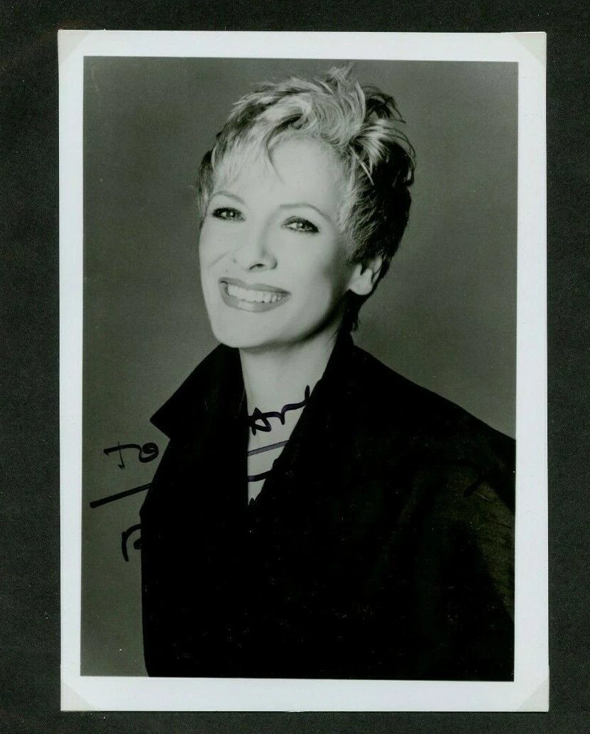 Betty Buckley Acht Is Genoeg