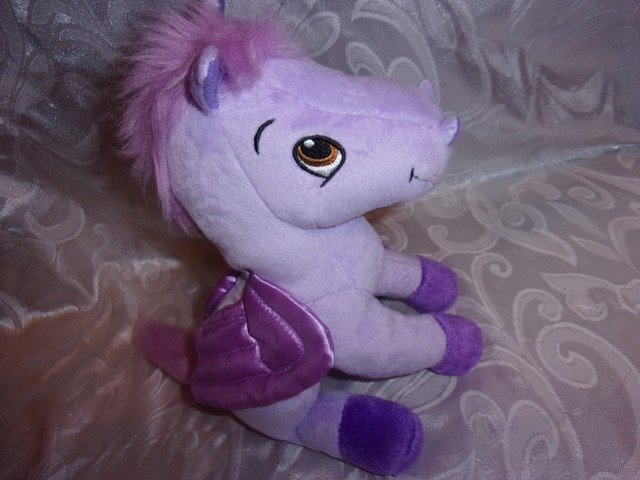 Disney Sophia the First Pegasus Purple Minimus 9