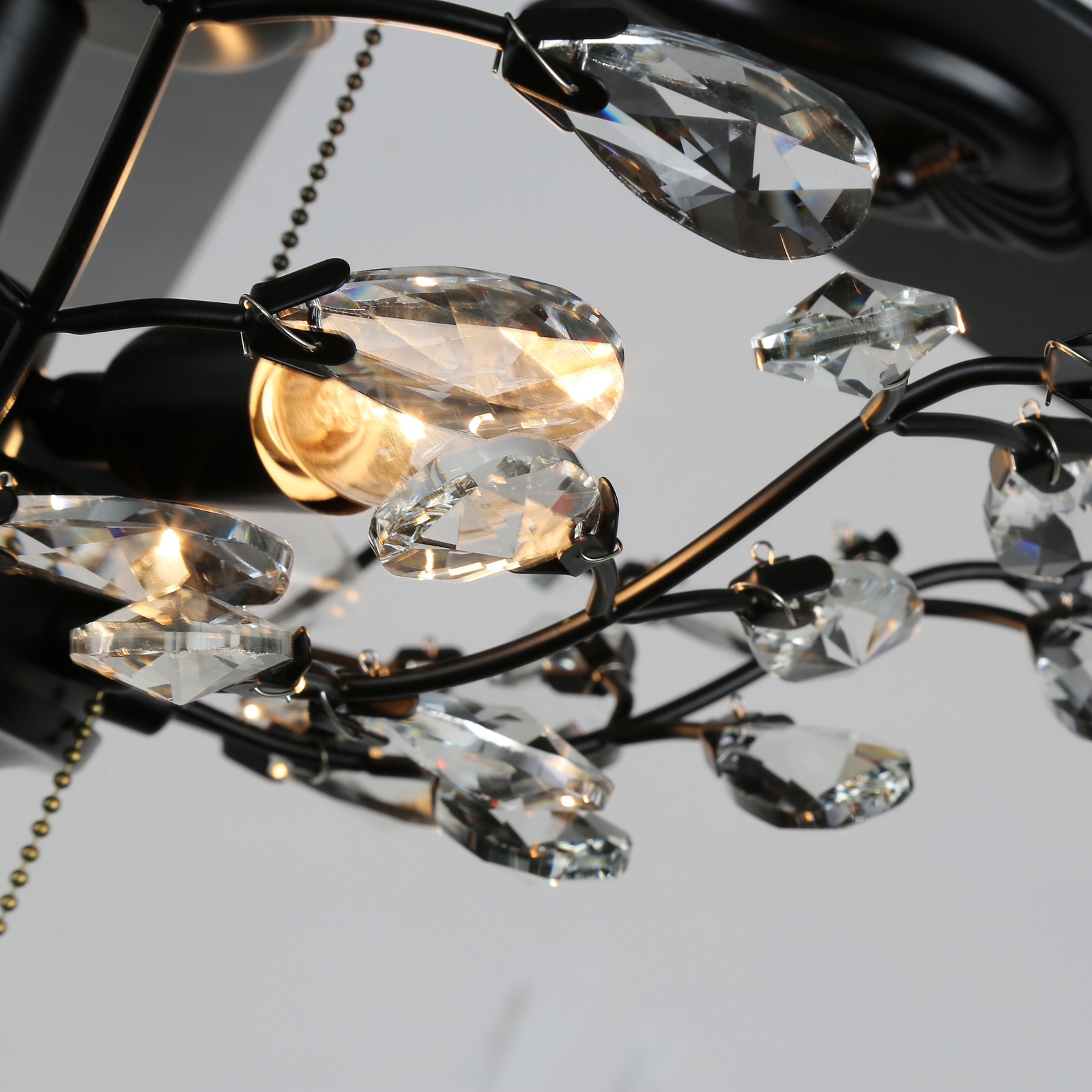 CurveCurio 52-Inch Classic Ceiling Fan with Light and Branch Blades