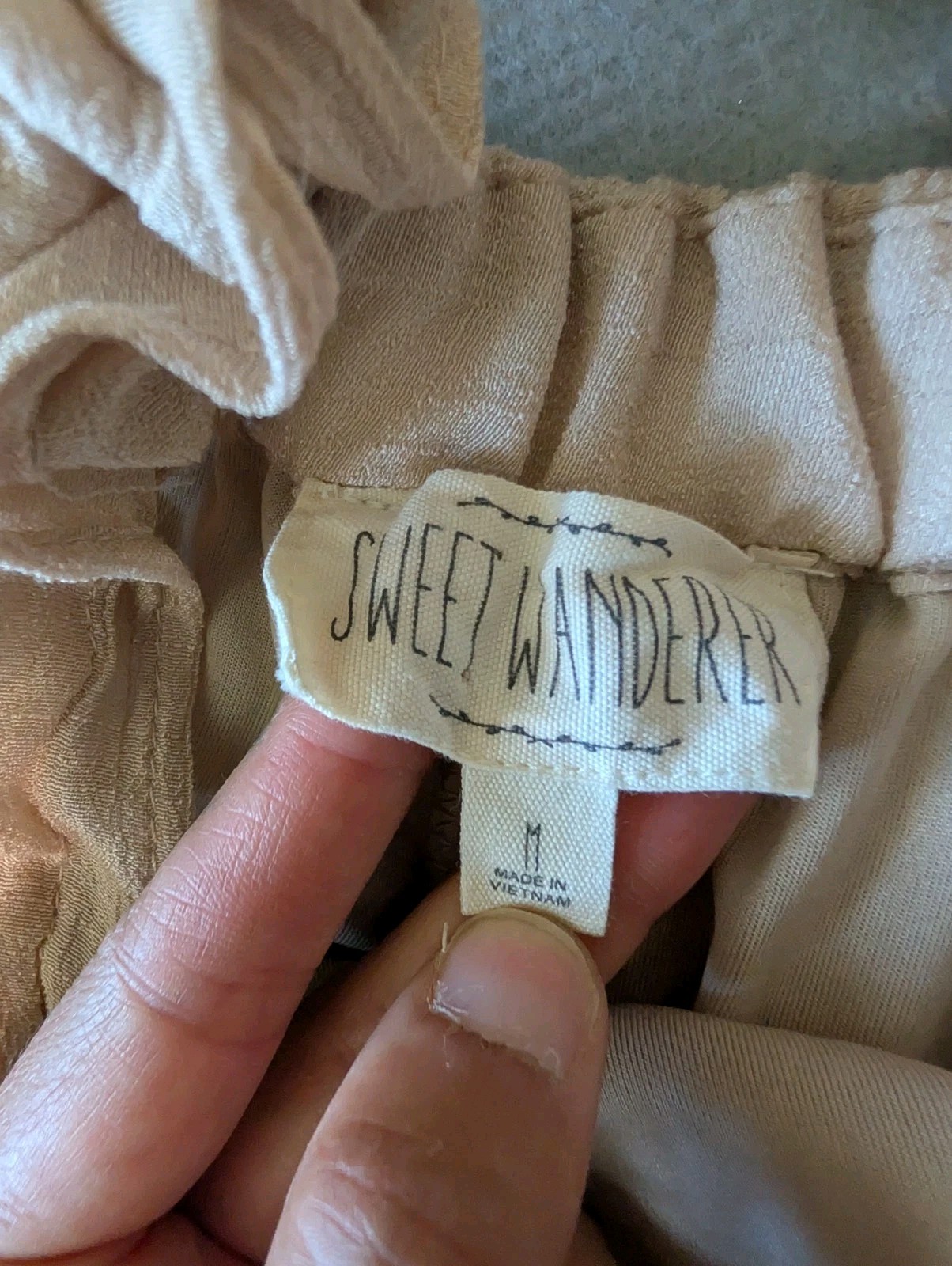 Sweet Wanderer Cream Ruffle Shift Mini Dress Neutral Tiered Bow Tie Back Sz M image 9