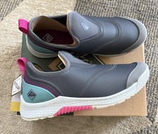 Image of Muck Boot Outscape Low Waterproof Neoprene Bootie Dark Gray/Teal/Pink Sz 12 NIB