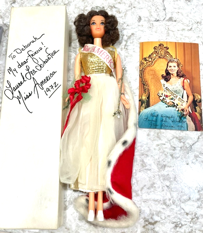 RARE ONE-OF-A-KIND 1972 MISS AMERICA BARBIE DOLL SIGNED By Miss