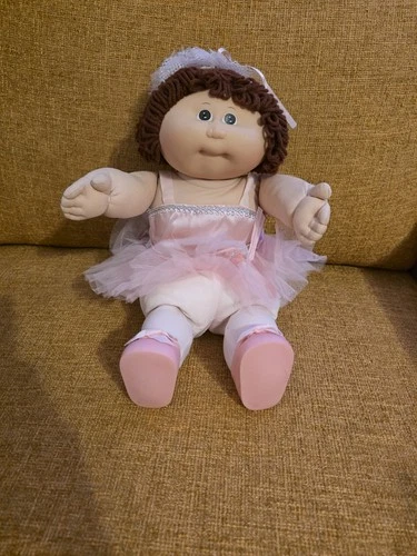 Cabbage Patch Dolls vintage 1978 Coleco With Original ballerina outfit