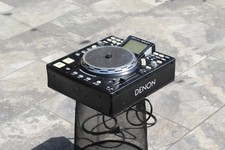 Denon DN-HS5500 Professional DJ Media Control...
