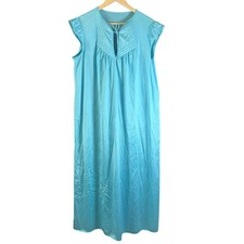 Vintage Vanity Fair Blue Nylon Nightgown L Long Sleeveless Grannycore