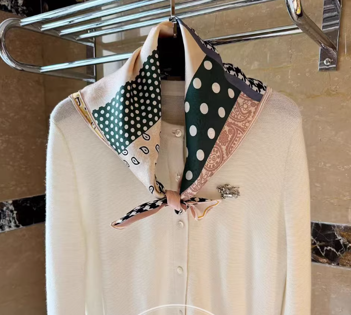 100% Silk Mulberry Square Scarf Green Circle Print Bandana Shawl 66x66cm