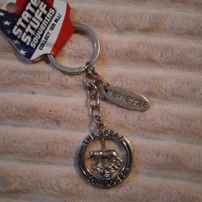 TENNESSEE - The Great Out Doors - Bear Centerpiece Spinner Keychain 