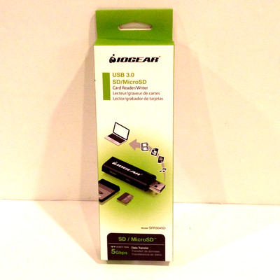 IOGEAR SuperSpeed USB 3.0 SD/Micro SD Card Reader Writer GFR304SD 5Gbps Data New
