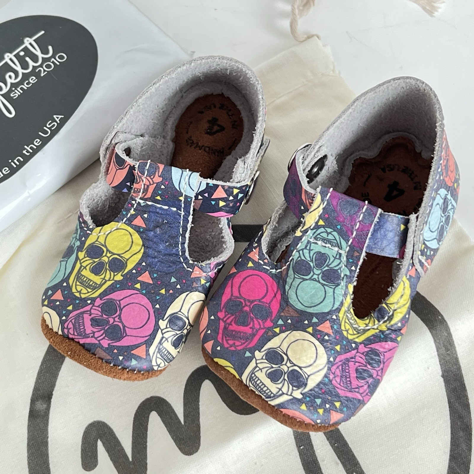 Mon Petit Soft Sole Leather T-strap Shoe Size 4 {9-12 Mo} Multi Color Skulls