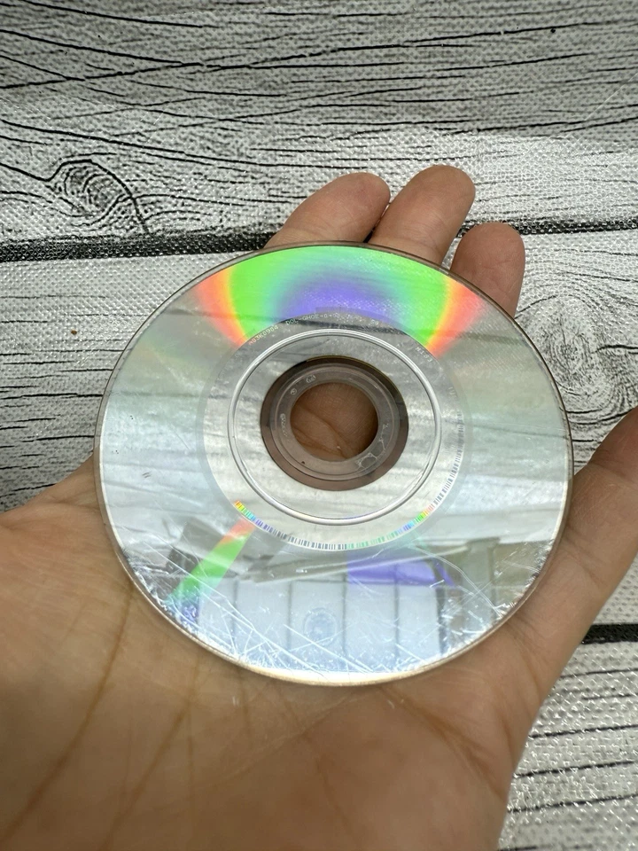 The Simpsons: Hit & Run (GameCube, 2003) DISC ONLY Needs Resurfacing - Image 3 of 4