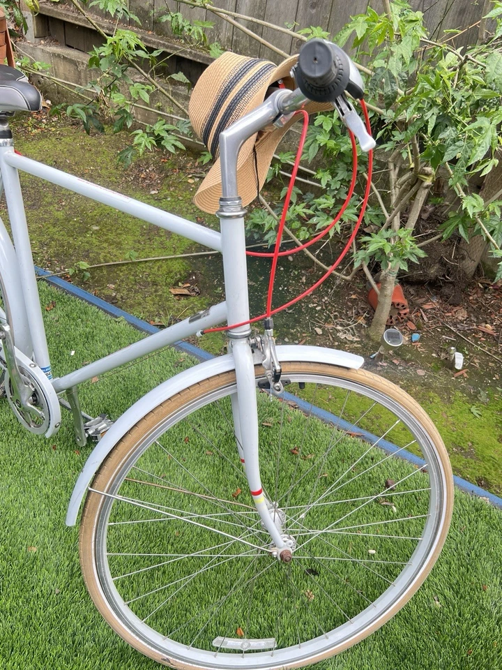 Bicicleta pública clásica vintage para mujer pequeña/mediana estilo holandés - frenos Shimano Foto 4 de 4