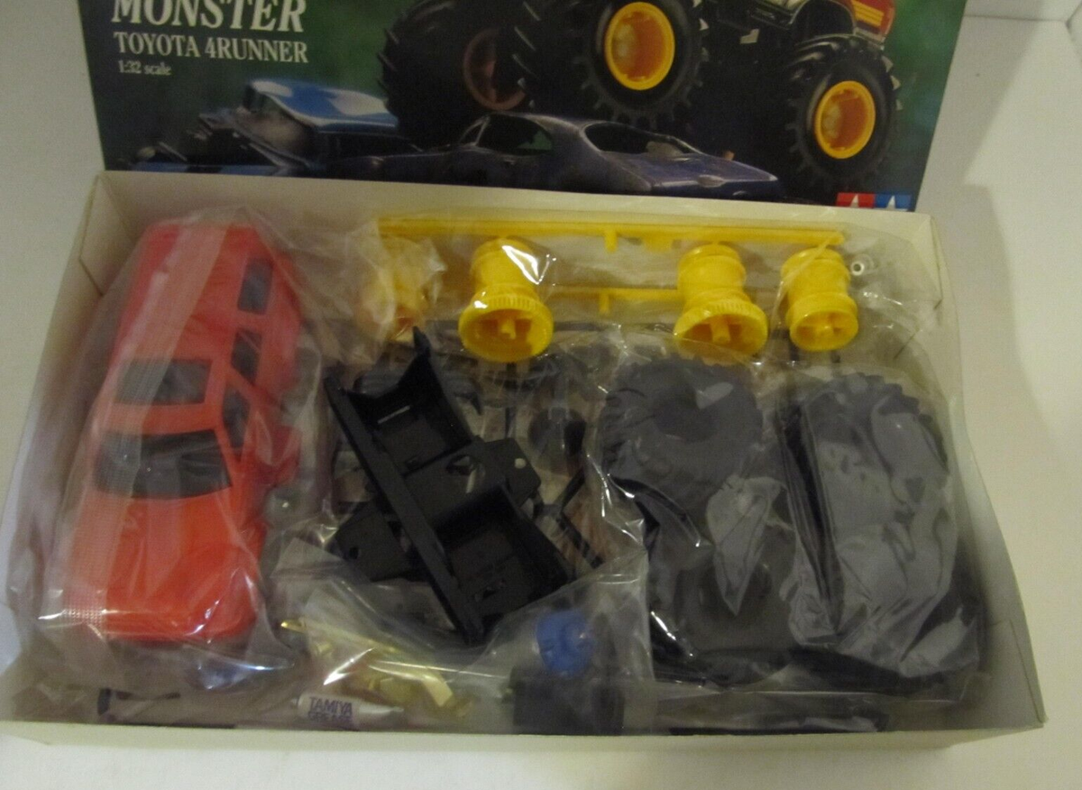 TAMIYA 1:32 SCALE SNAP 'N' RUN MINI MONSTER TOYOTA 4RUNNER TAMIYA 1:32 SCALE SNAP 'N' RUN MINI MONSTER TOYOTA 4RUNNER