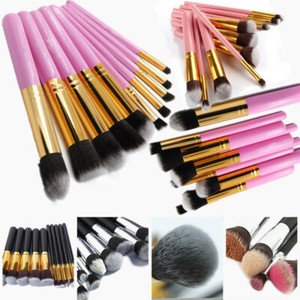 kabuki concealer brush