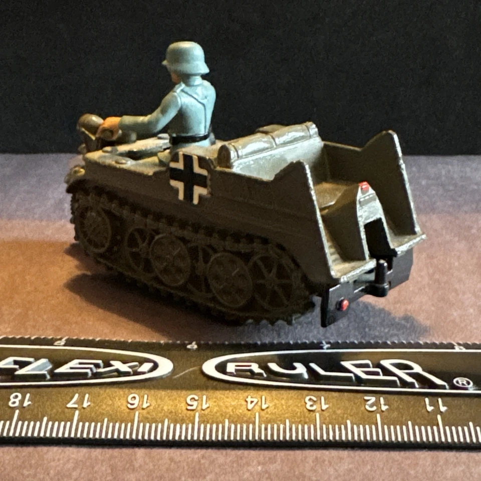 Asiento trasero Britains LTD Kettenkrad motocicleta semitrack fundido a presión soldado perdido Foto 3 de 4