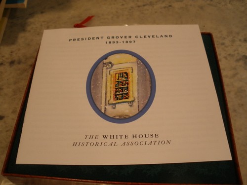 THE WHITE HOUSE ORNAMENT CHRISTMAS COLLECTION IN BOX (YOU CHOOSE) - Picture 4 of 13